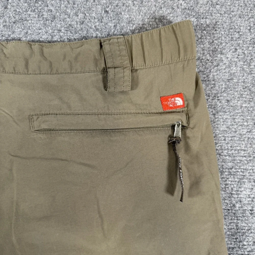 The North Face Shorts Mens Large Brown Lightweight Outdoors‎ Hiking Cargo Nylon